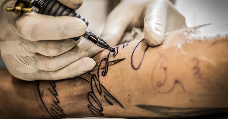 Tatouages temporaires ou permanents : quel choix pour un fan de Minecraft ?